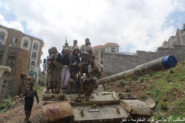 مقتل و إصابة  10 حوثيين في مواجهات مع قوات الجيش بمدينة تعز