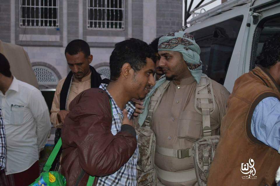 نجاع عملية تبادل 194 أسير من المقاومة والحوثيين بمدينة تعز