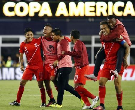 البرازيل تودع كوبا أمريكا بعد هدف بلمسة يد لبيرو