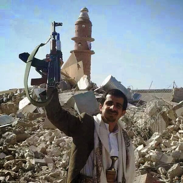 مليشيا الحوثي تفجر مستوصفاً طبياً في نهم شرقي صنعاء