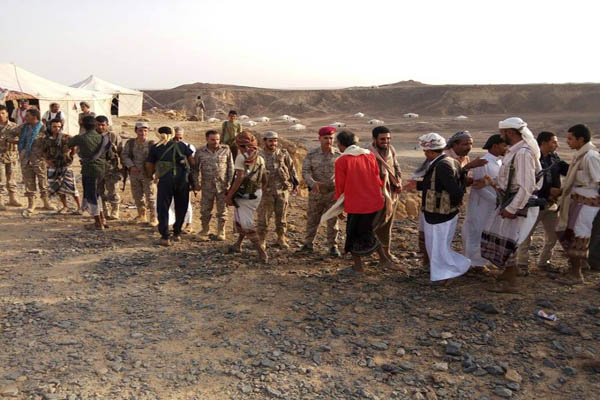 محافظ البيضاء يحث أفراد اللواء 117 على الاستعداد لتحرير المحافظة