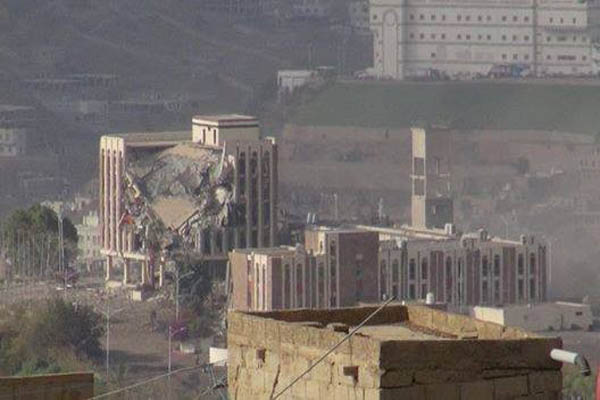 مقتل وإصابة 14 من مليشيات الحوثي وصالح في تعز