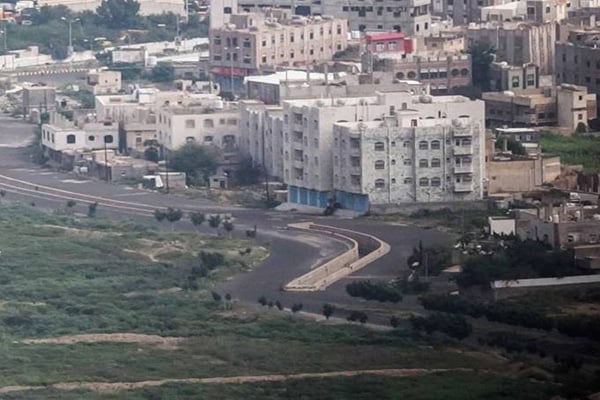 مقتل 13 حوثيا بمواجهات مع المقاومة في تعز