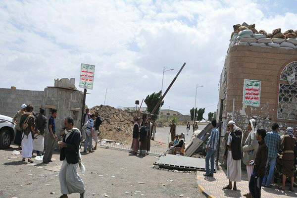صنعاء: حالة طوارئ غير معلنة يعيشها الحوثيون وصالح واستنفار لمقاتليهم في أحياء العاصمة الشمالية