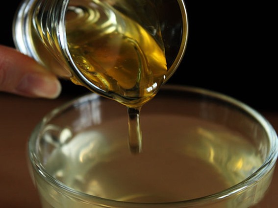 4 فوائد مذهلة لشرب الماء الدافئ مع العسل