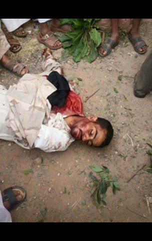 عمران: إمرأة تقتل قيادي حوثي بفأس حديدي بعد يوم واحد من إعدامه لشقيقها داخل منزله