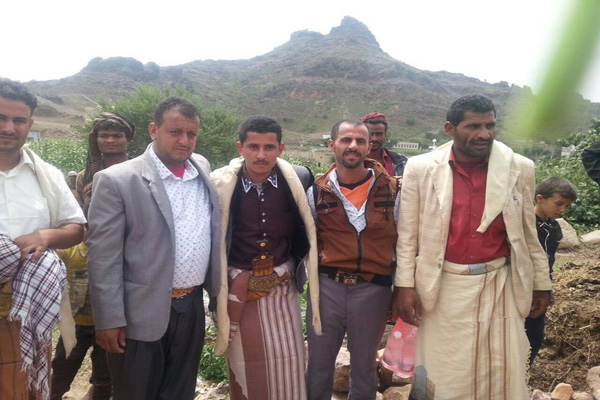 الإفراج عن الأسيرين السيقل والمنصوب بعد اعتقالهما لأشهر من قبل الحوثيين