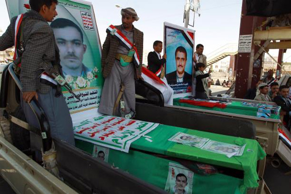الحوثيون يستقبلون عيد الأضحى بدفعة جديدة من جثث قتلاهم بالبيضاء