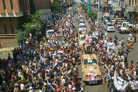 إحتفال اليمنيون في ذكرى سبتمبر إستفتاء شعبي مفتوح على رفض مشروع الحوثي وصالح