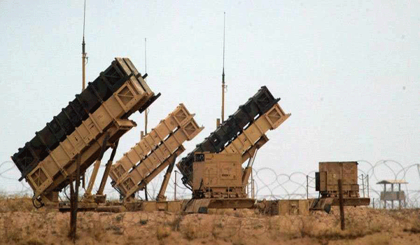 منظومة الدفاع الجوي للتحالف تعترض صاروخاً باليستياً أطلقه الحوثيين باتجاه مأرب