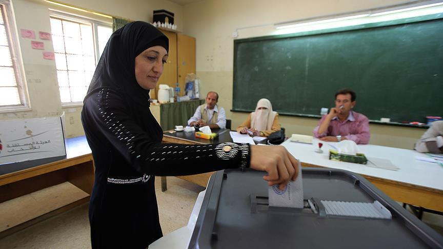 فتح صناديق الاقتراع أمام الناخبين الأردنيين لاختيار ممثليهم في البرلمان