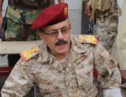 رئيس المجلس العسكري بتعز "سرحان"يجدد تأكيده على الوقوف ضد أي تصرفات خارج القانون