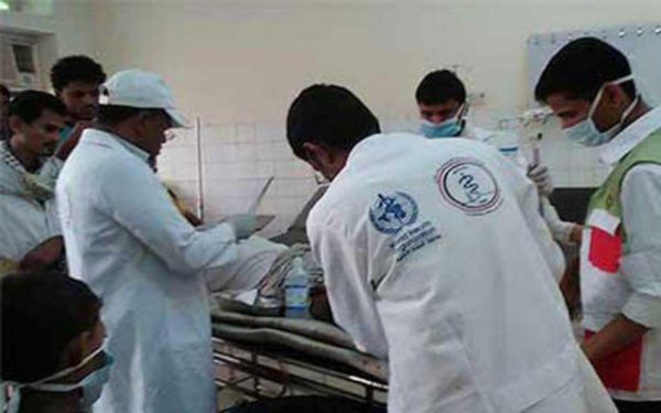 حضرموت: وقفات تضامن مع الأطباء في مستشفيات حكومية