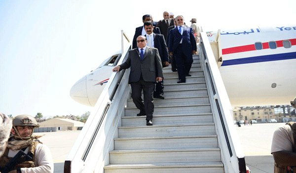 الرئيس هادي يُنهي زيارته لحضرموت ويعود إلى عدن