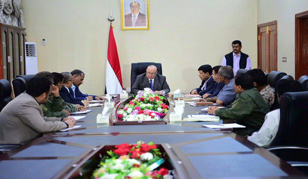 الرئيس هادي يناقش الأوضاع الخدمية والأمنية مع محافظي إقليم عدن