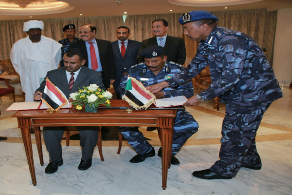 اليمن والسودان يتفقان على تبادل الخبرات والتدريب لتطوير الأجهزة الأمنية