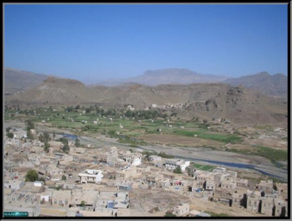الضالع: مصرع ثلاثة من مليشيا الحوثي وصالح إثر سقوط طقم من أعلى جبل "ناصه" جنوب دمت