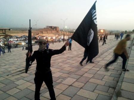 السلطات الأمريكية تتهم يمنياً بمحاولة تقديم الدعم لتنظيم داعش