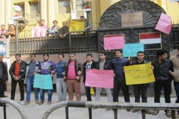 رابطة موفدي الجامعات تدعو للاعتصام بمبنى سفارة بلادنا بالقاهرة