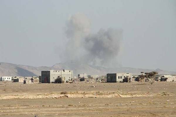 قوات الشرعية تتقدم غرب تعز وتكبد الحوثيين خسائر كبيرة