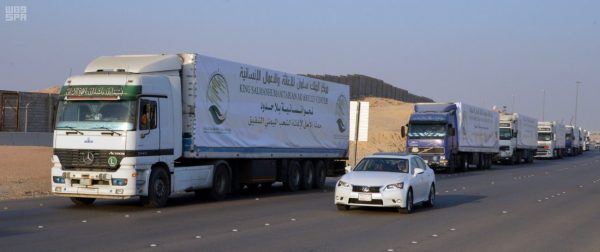 السعودية تقدم 17 شاحنة أدوية  ومستلزمات طبية إلى مدينتي عدن ومأرب