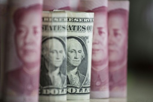 احتياطات الصين من العملة الأجنبية تراجعت 320 مليار دولار في 2016