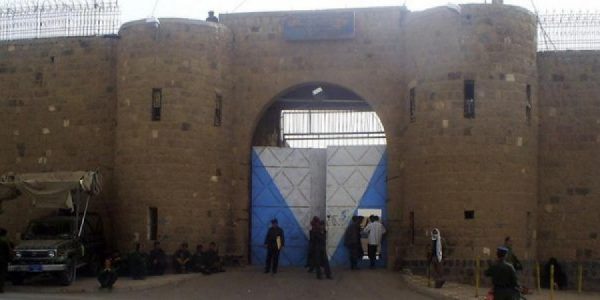 صنعاء: قتلى وجرحى من نزلاء "السجن المركزي" برصاص المليشيا الانقلابية