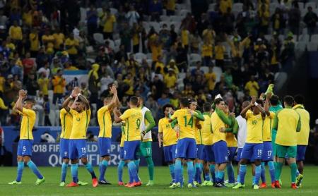 منتخب البرازيل أول المتأهلين لكأس العالم 2018