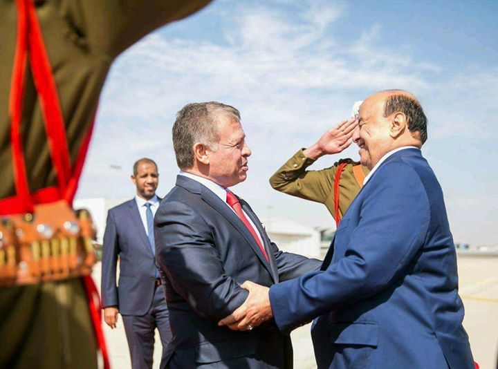 الرئيس هادي يصل الأردن للمشاركة في القمة العربية