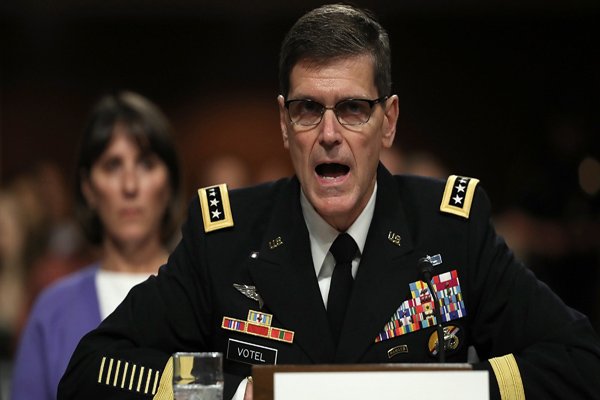 جنرال أمريكي كبير يلمح إلى "خطة عسكرية" لدعم التحالف في اليمن