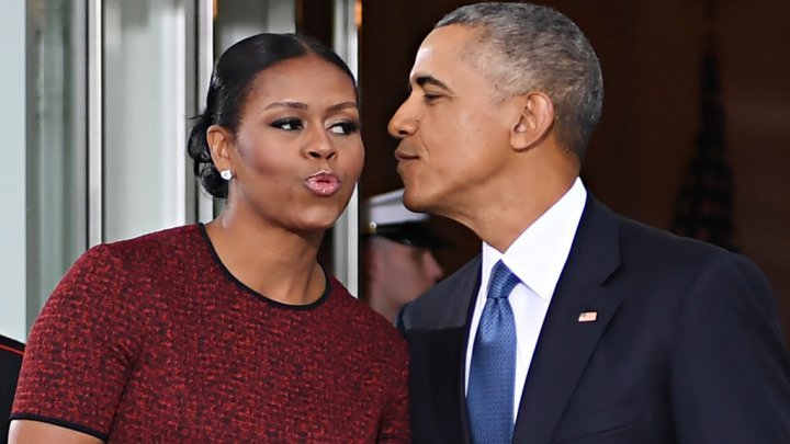 باراك أوباما وزوجته يوقعان عقدا بقيمة قياسية لنشر مذكراتهما