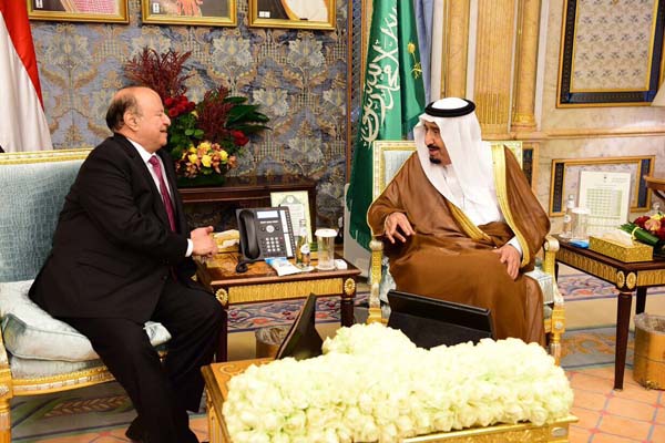 خلال استقباله الرئيس هادي بجدة.. الملك سلمان يجدد دعمه للشرعية والشعب اليمني