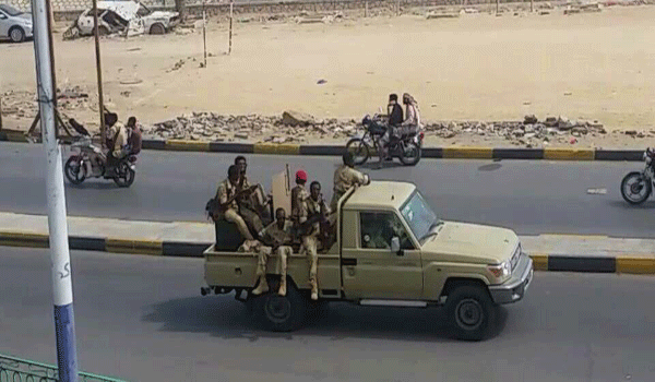 مصادر: قوة عسكرية من الجيش السوداني تصل بحراً إلى مدينة المكلا بحضرموت