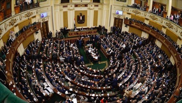 تشريعية البرلمان المصري توافق على اتفاقية "تيران وصنافير"