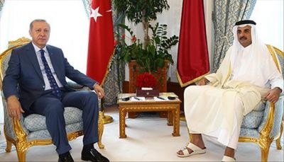 مباحثات بين الرئيس التركي وأمير قطر في الدوحة