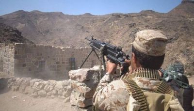 الجيش يحبط هجوما لميلشيات الحوثي وصالح غربي تعز