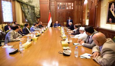 الرئيس هادي: استعادة الدولة وإنهاء الانقلاب الهدف الوحيد أمام كل القوى السياسية