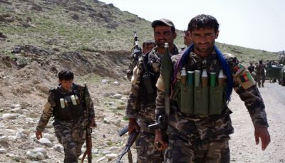مقتل خمسة جنود أفغانيين في انفجار قنبلة قرب الحدود مع إيران