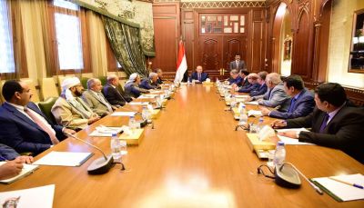 الرئيس هادي يدعو الى توحيد الصفوف لمواجهة التحديات التي تتربص باليمن