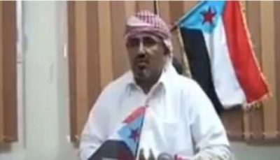 مسؤول أمني بالمهرة يتهم مجموعة مسلحة تابعة لعيدروس الزبيدي بمحاولة تهريب سجناء جنائيين  
