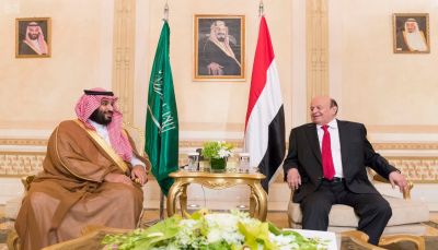 الرئيس هادي يستقبل ولي العهد السعودي بعد تداول أخبار وضعه تحت "الإقامة الجبرية"
