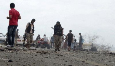 مقتل ستة جنود وإصابة آخرين في تفجير انتحاري استهدف مقراً أمنياً بعدن