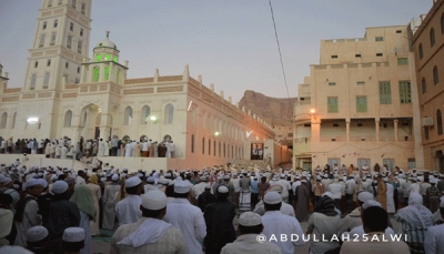 بمُدارسة القرآن والسنة.. مساجد "تريم" اليمنية تحتفل بالمولد النبوي