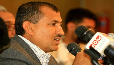 رئيس إعلامية حزب الإصلاح يعدد 6 "خطايا" تمارسها الحكومة اليمنية