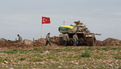 هجوم بري للجيشين التركي والسوري الحر باتجاه عفرين