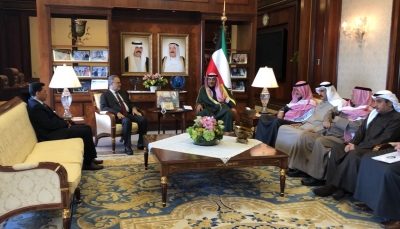 الكويت تعلن رفضها لأي تكتلات خارج الدولة في اليمن وتجدد موقفها الداعم للشرعية