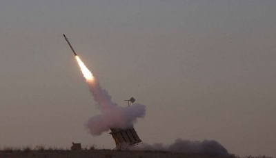 منظومة الدفاع الجوي تعترض صاروخ باليستي في "مأرب" أطلقته ميلشيات الحوثي
