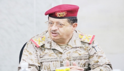 القائم بأعمال وزير الدفاع "المقدشي" يحدد موقف الشرعية من قوات "طارق صالح" (فيديو)