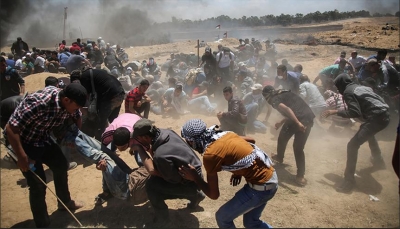43 شهيدًا برصاص الإحتلال و1700 مصاب قرب حدود غزة ومناشدات بإمدادات طبية