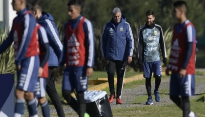 ميسي يلتحق بتدريبات المنتخب الارجنتيني استعداداً لمونديال 2018